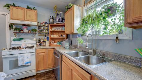 119 5th Avenue Gloversville NY 12078