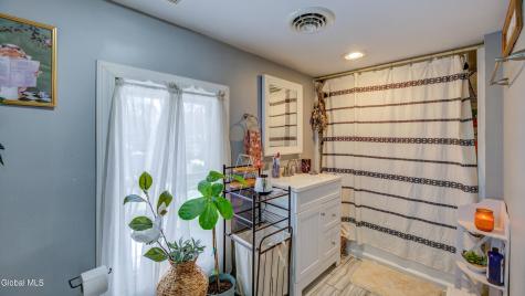 119 5th Avenue Gloversville NY 12078