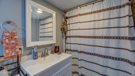 119 5th Avenue Gloversville NY 12078