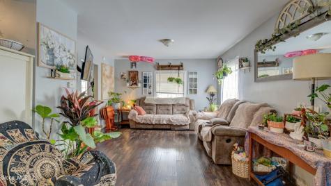 119 5th Avenue Gloversville NY 12078