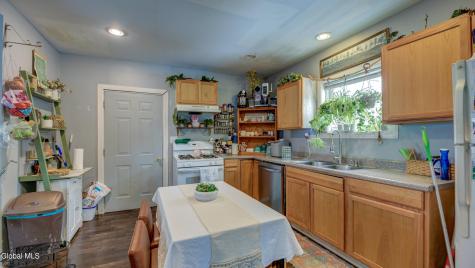 119 5th Avenue Gloversville NY 12078