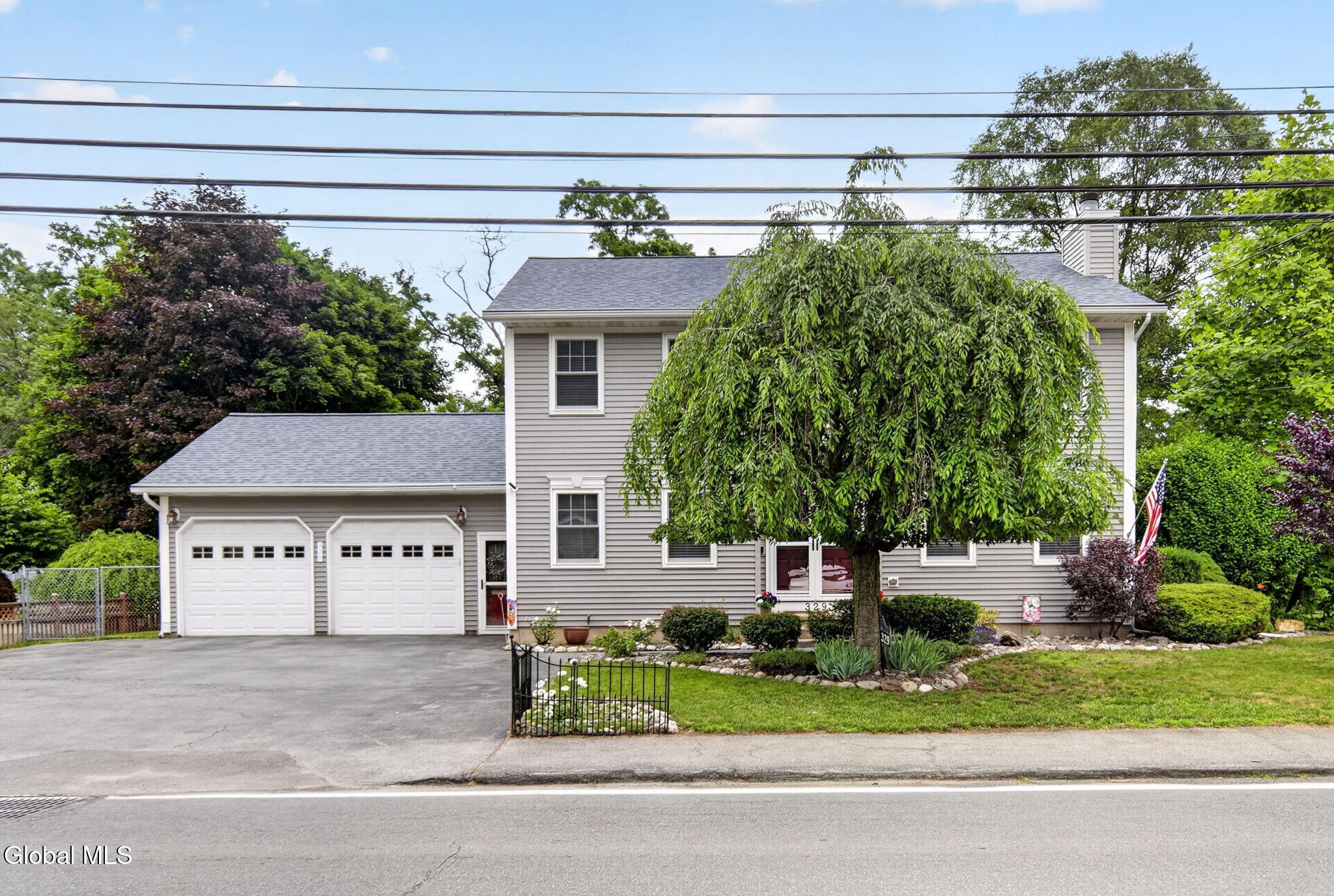 329 E Campbell Road Schenectady NY 12303