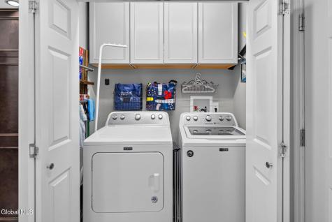 329 E Campbell Road Schenectady NY 12303