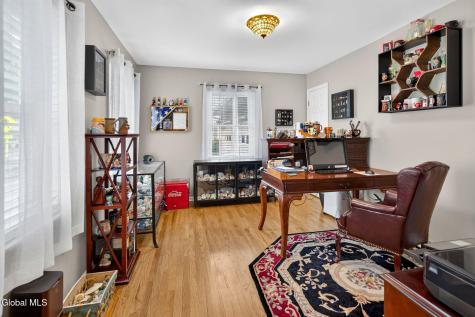 329 E Campbell Road Schenectady NY 12303
