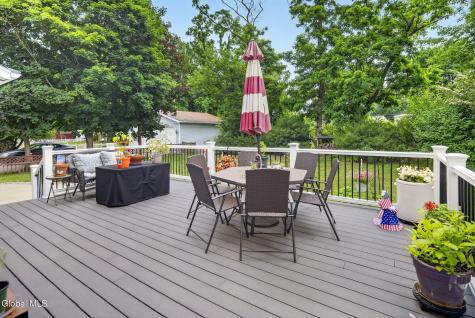 329 E Campbell Road Schenectady NY 12303