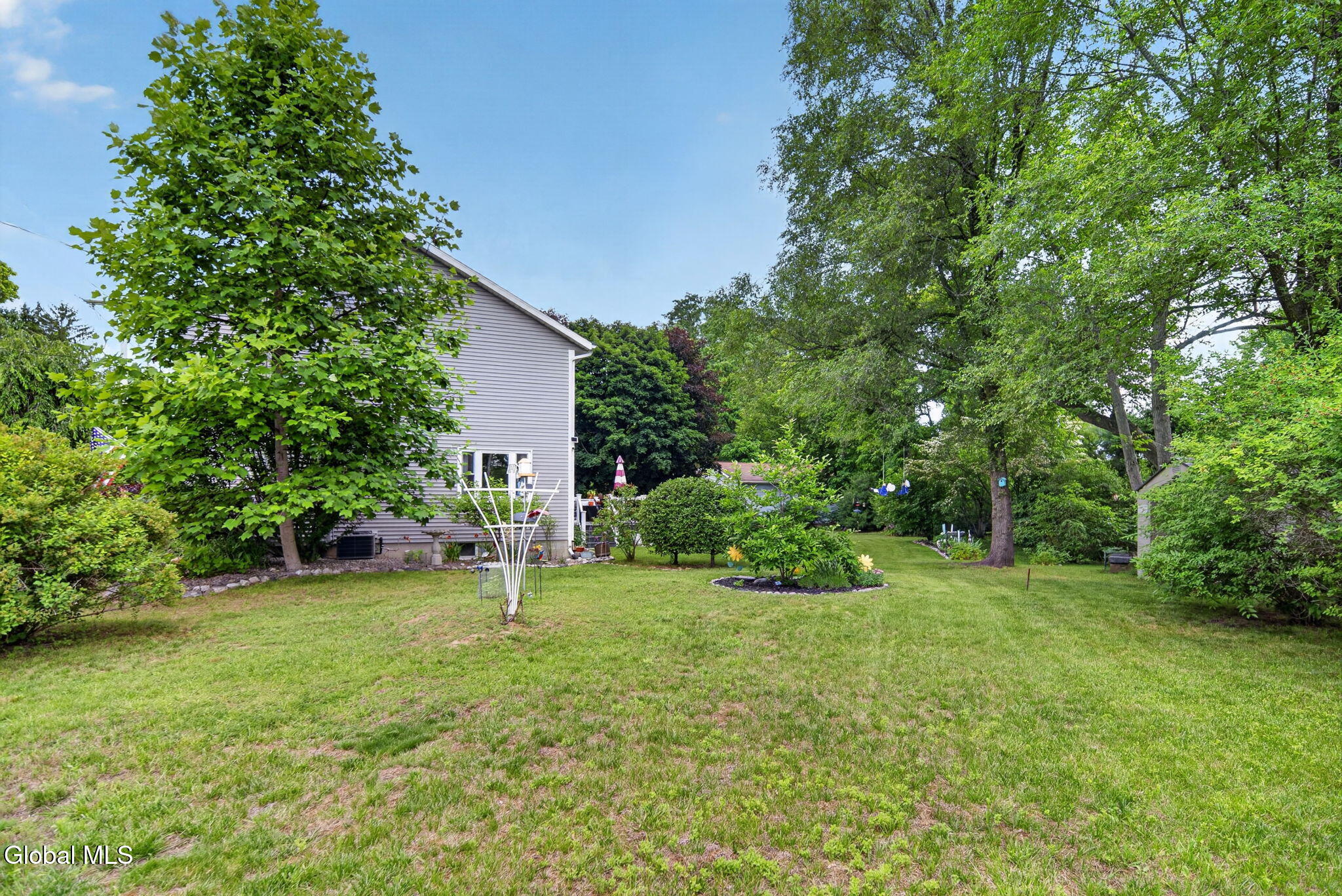 329 E Campbell Road Schenectady NY 12303