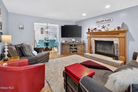 329 E Campbell Road Schenectady NY 12303
