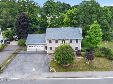 329 E Campbell Road Schenectady NY 12303