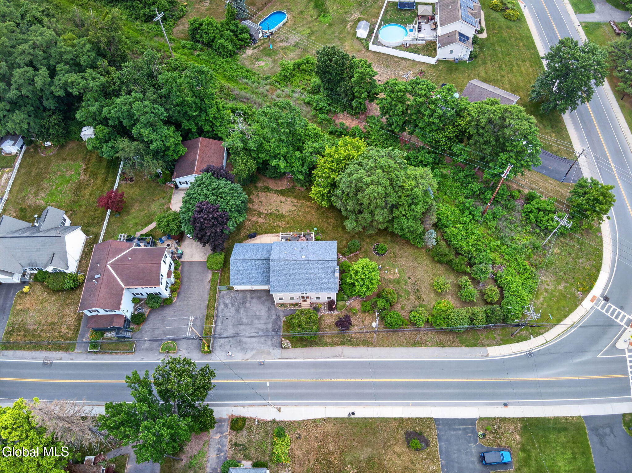 329 E Campbell Road Schenectady NY 12303