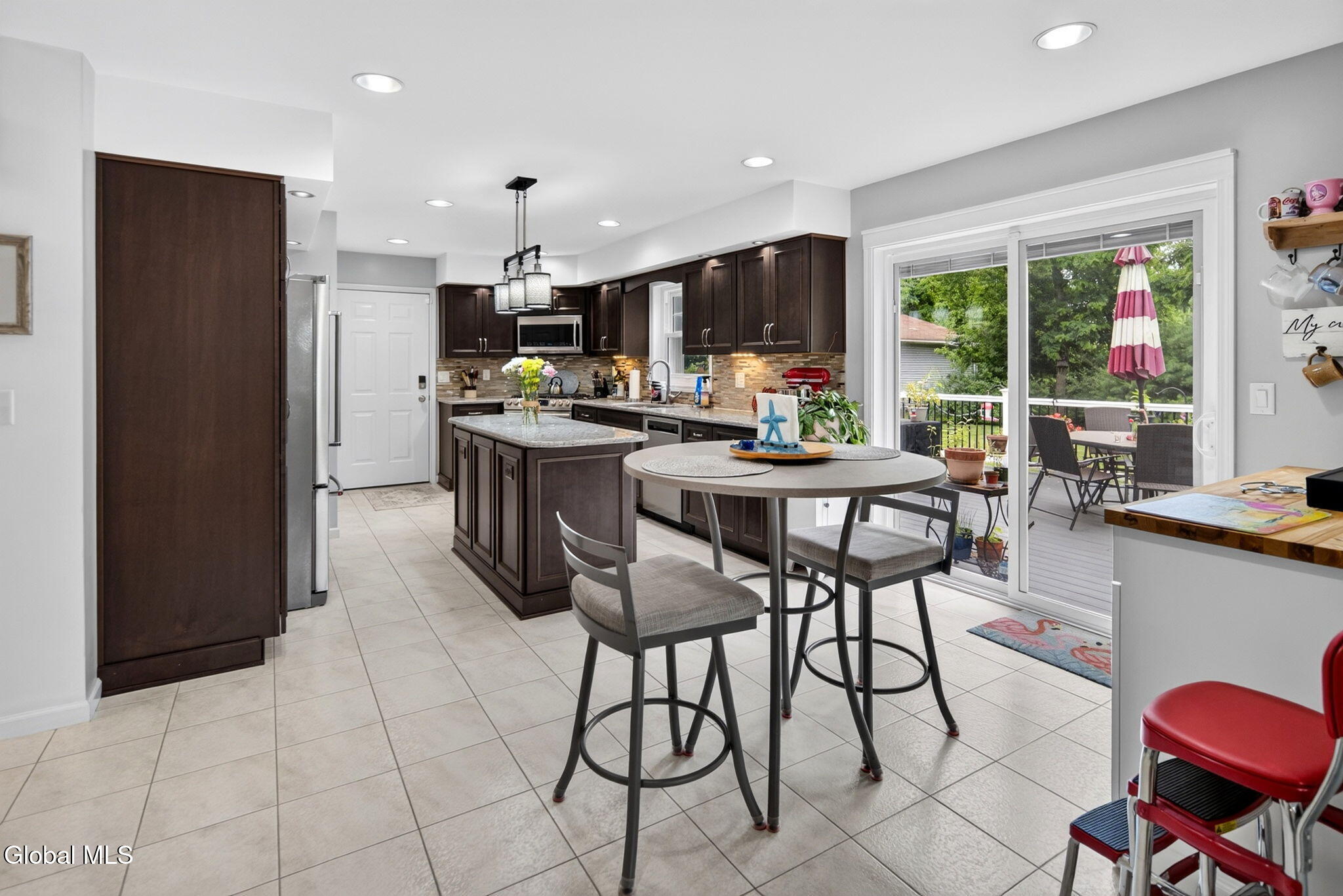 329 E Campbell Road Schenectady NY 12303
