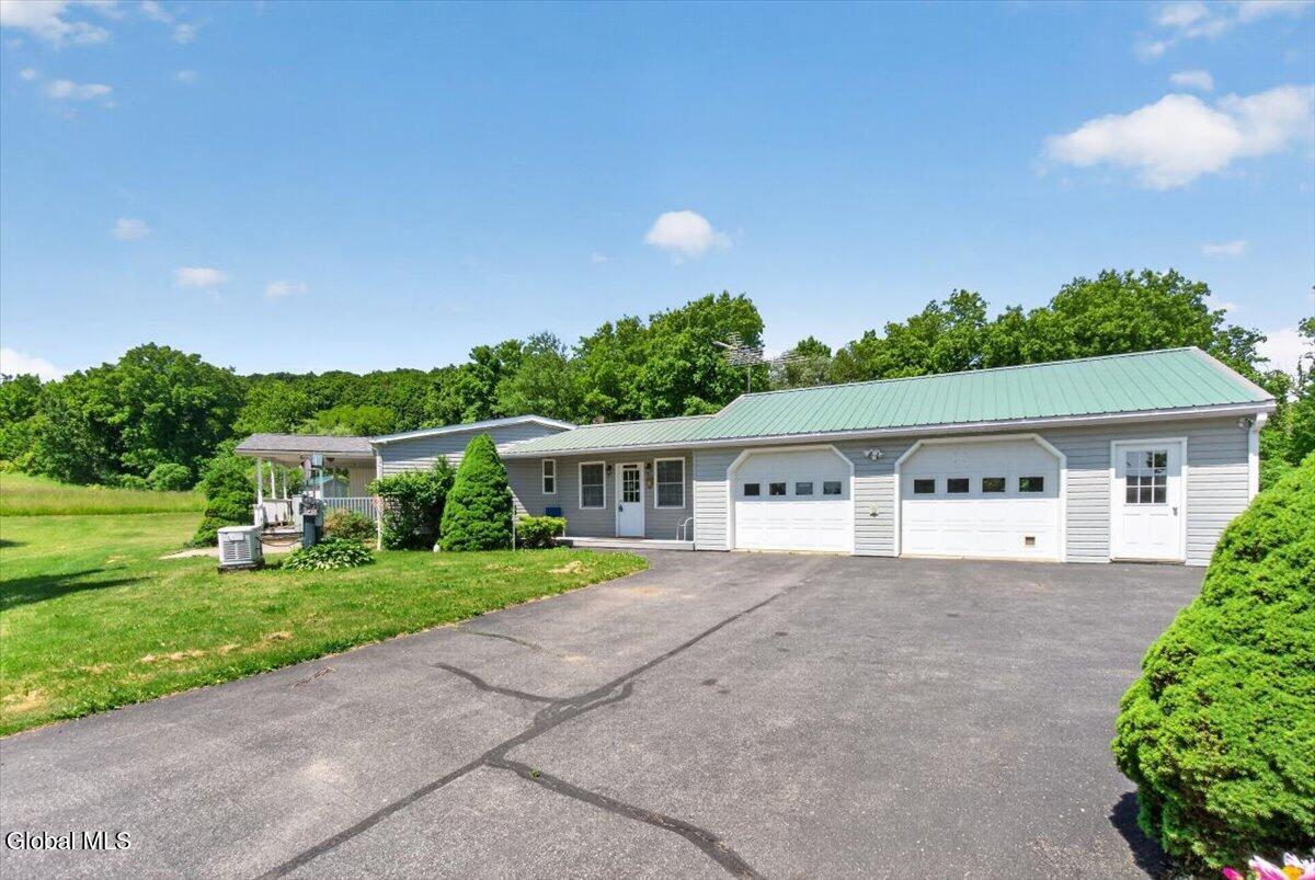 354 Hughes Road Amsterdam NY 12010