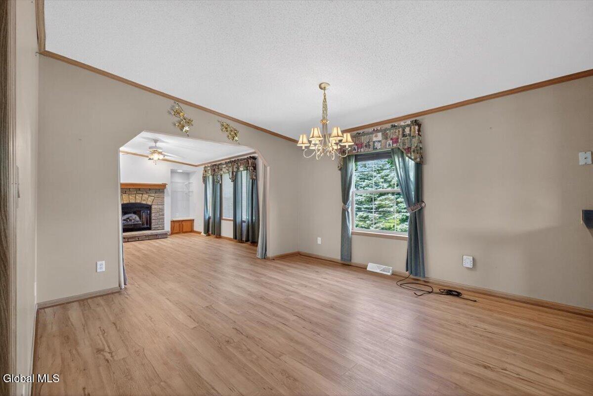 354 Hughes Road Amsterdam NY 12010