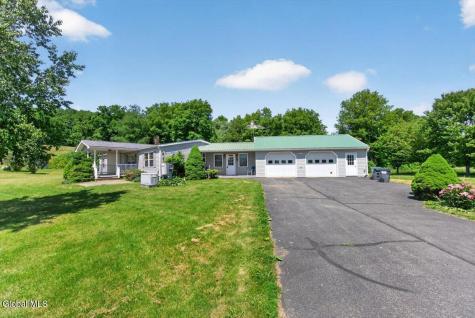 354 Hughes Road Amsterdam NY 12010