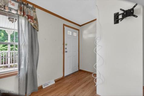 354 Hughes Road Amsterdam NY 12010