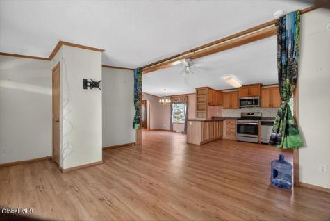 354 Hughes Road Amsterdam NY 12010