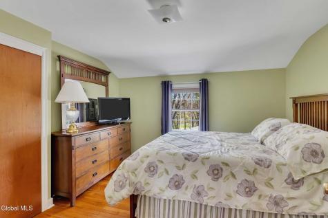 896 Randall Road Niskayuna NY 12309