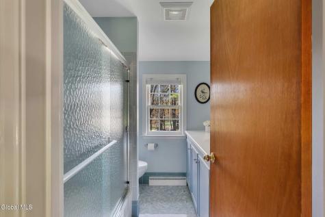 896 Randall Road Niskayuna NY 12309