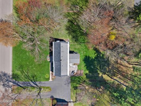 896 Randall Road Niskayuna NY 12309