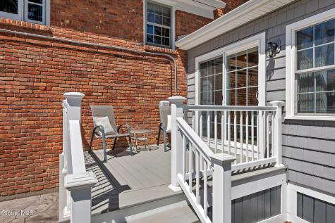 896 Randall Road Niskayuna NY 12309