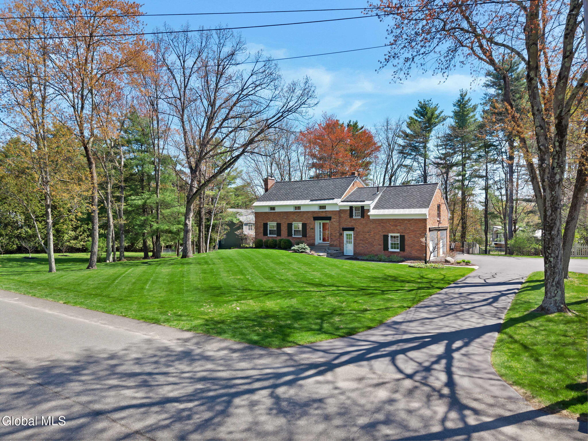 896 Randall Road Niskayuna NY 12309