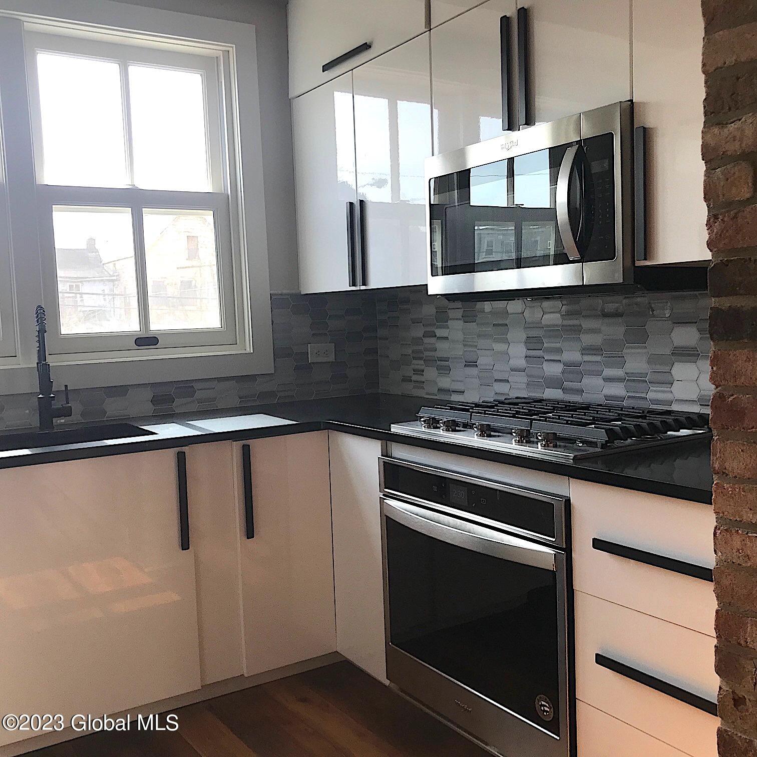 213 Robinson Street Hudson NY 12534