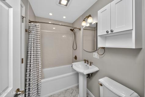 72 Pinehurst Avenue Albany NY 12203