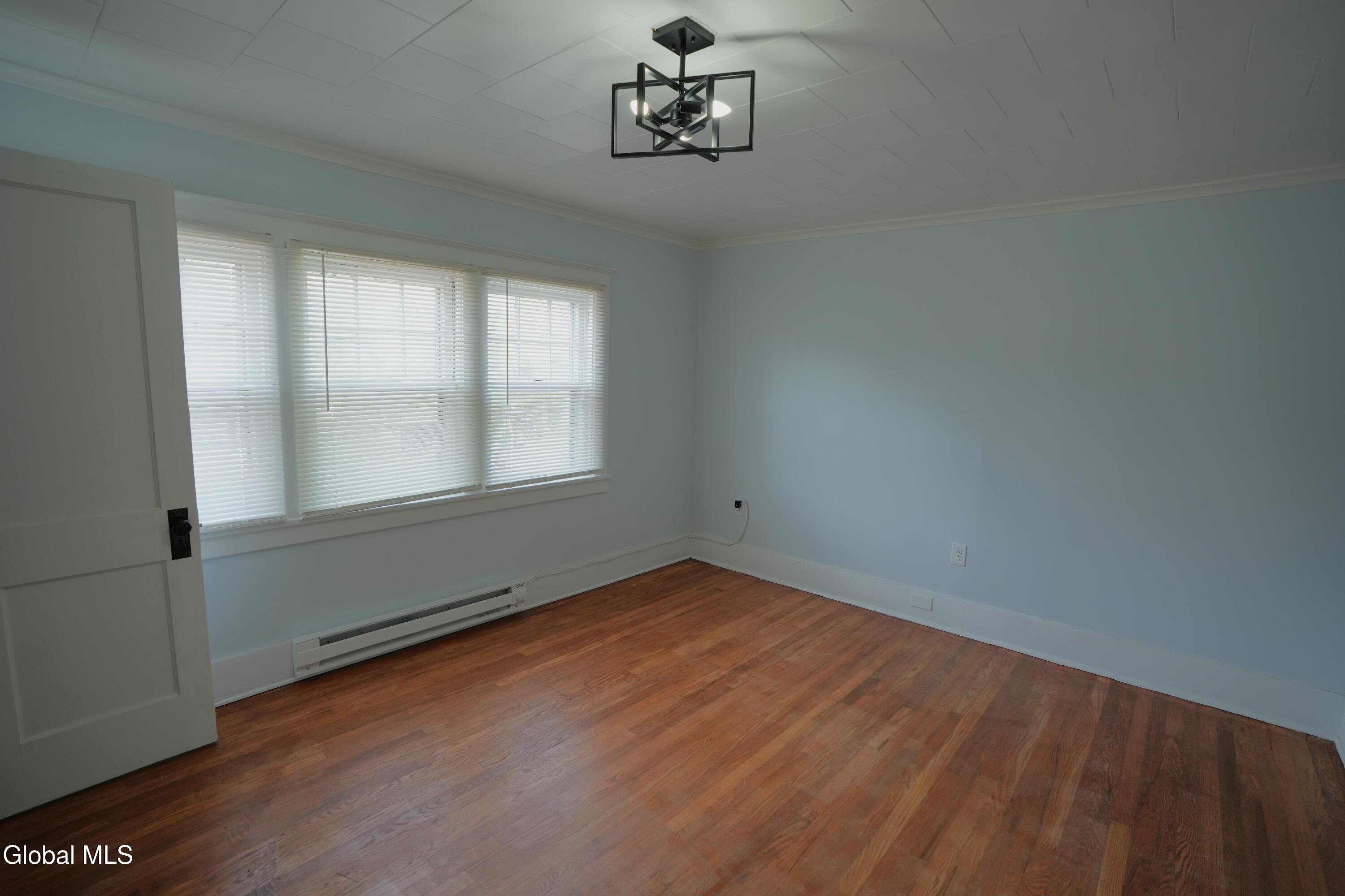 467 Locust Avenue Amsterdam NY 12010