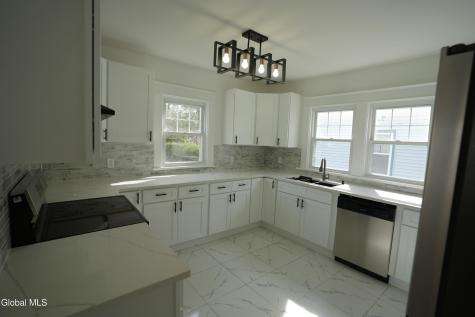 467 Locust Avenue Amsterdam NY 12010