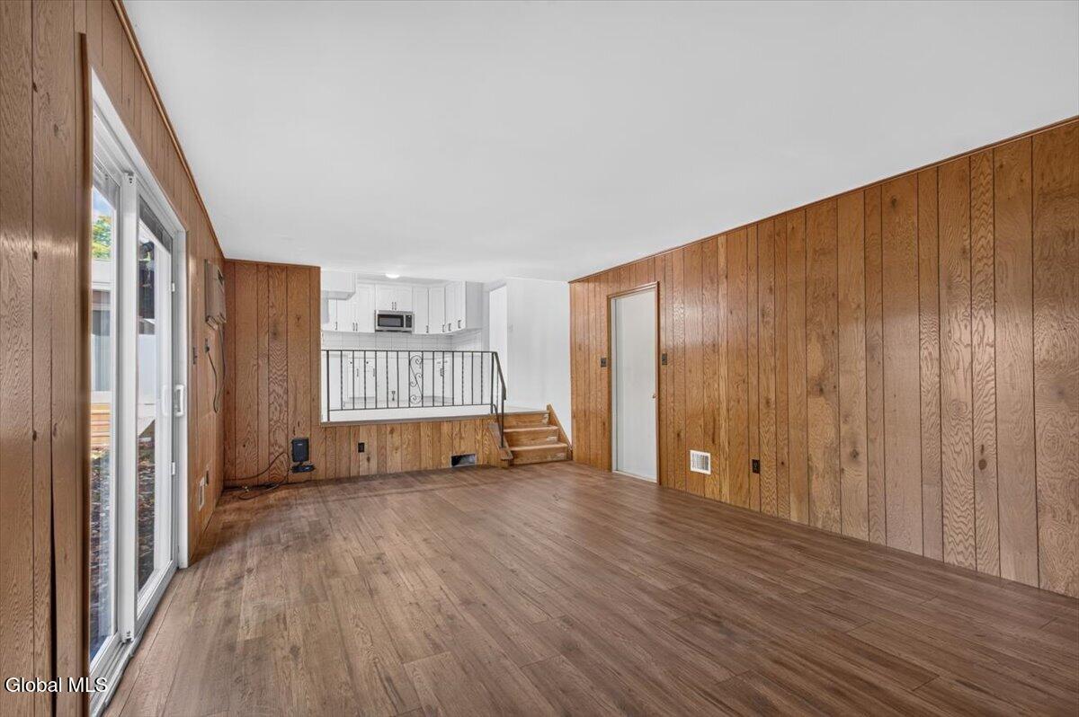 1 Kenmore Avenue Schenectady NY 12304
