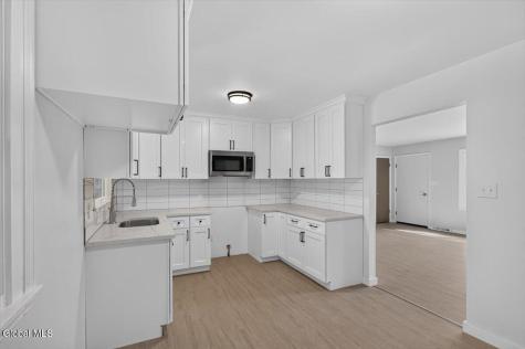 1 Kenmore Avenue Schenectady NY 12304