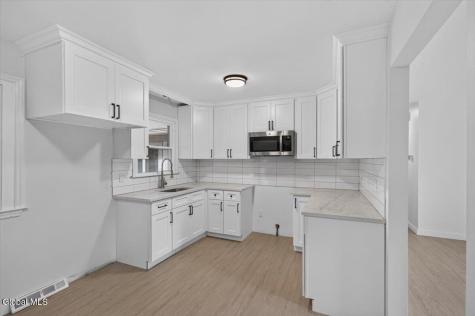 1 Kenmore Avenue Schenectady NY 12304