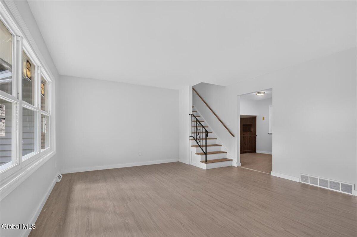 1 Kenmore Avenue Schenectady NY 12304