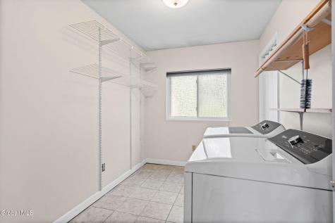 37 Jones Drive Schenectady NY 12309