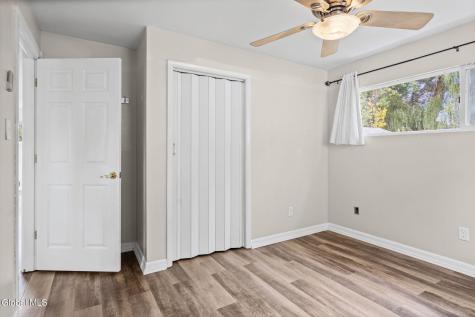 37 Jones Drive Schenectady NY 12309