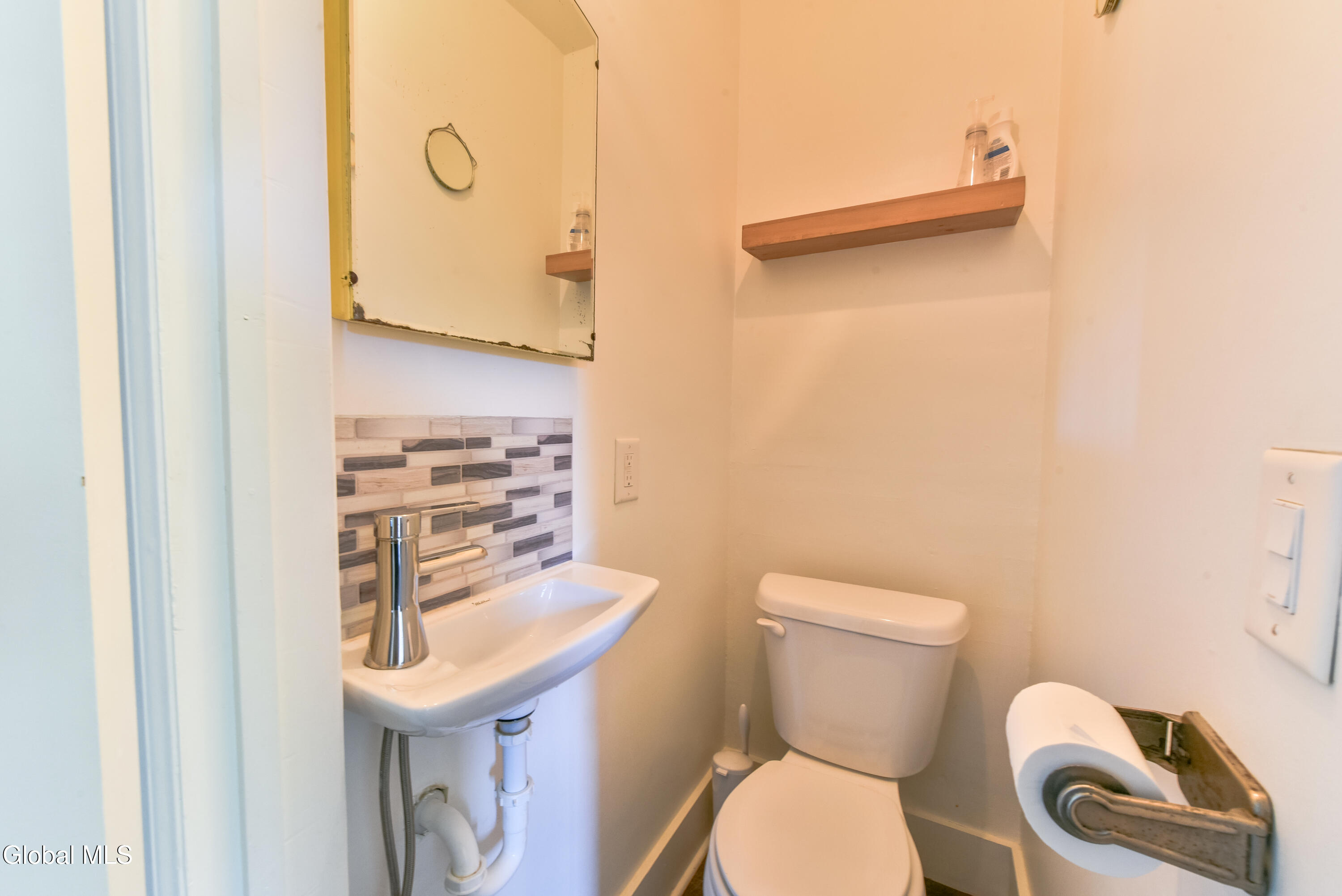 19 Albion Avenue Albany NY 12209