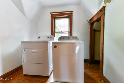 19 Albion Avenue Albany NY 12209