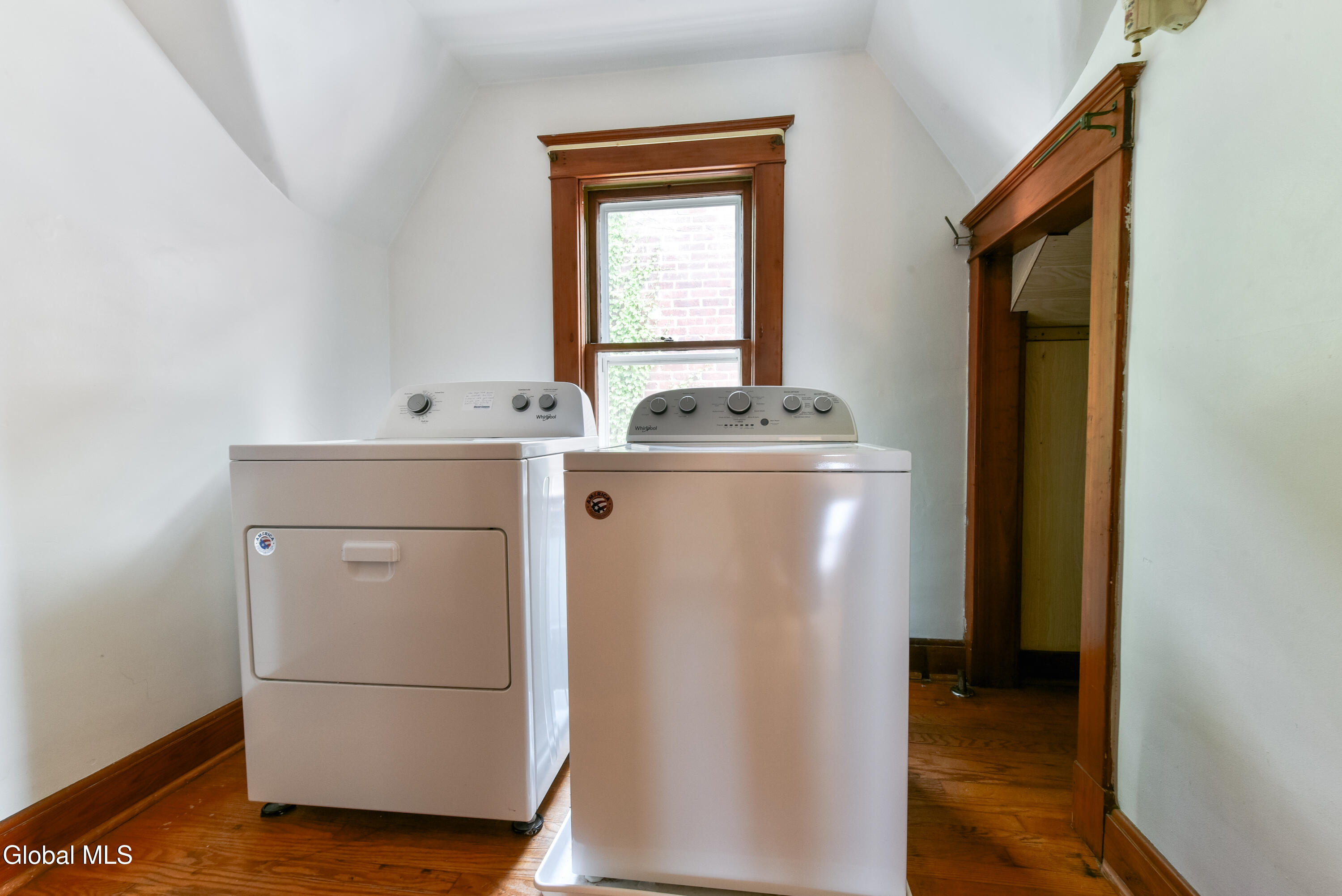 19 Albion Avenue Albany NY 12209