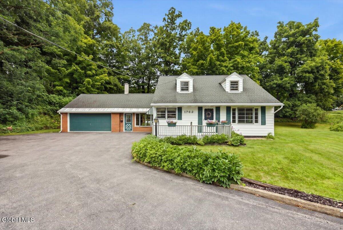 1782 Pangburn Road Duanesburg NY 12056