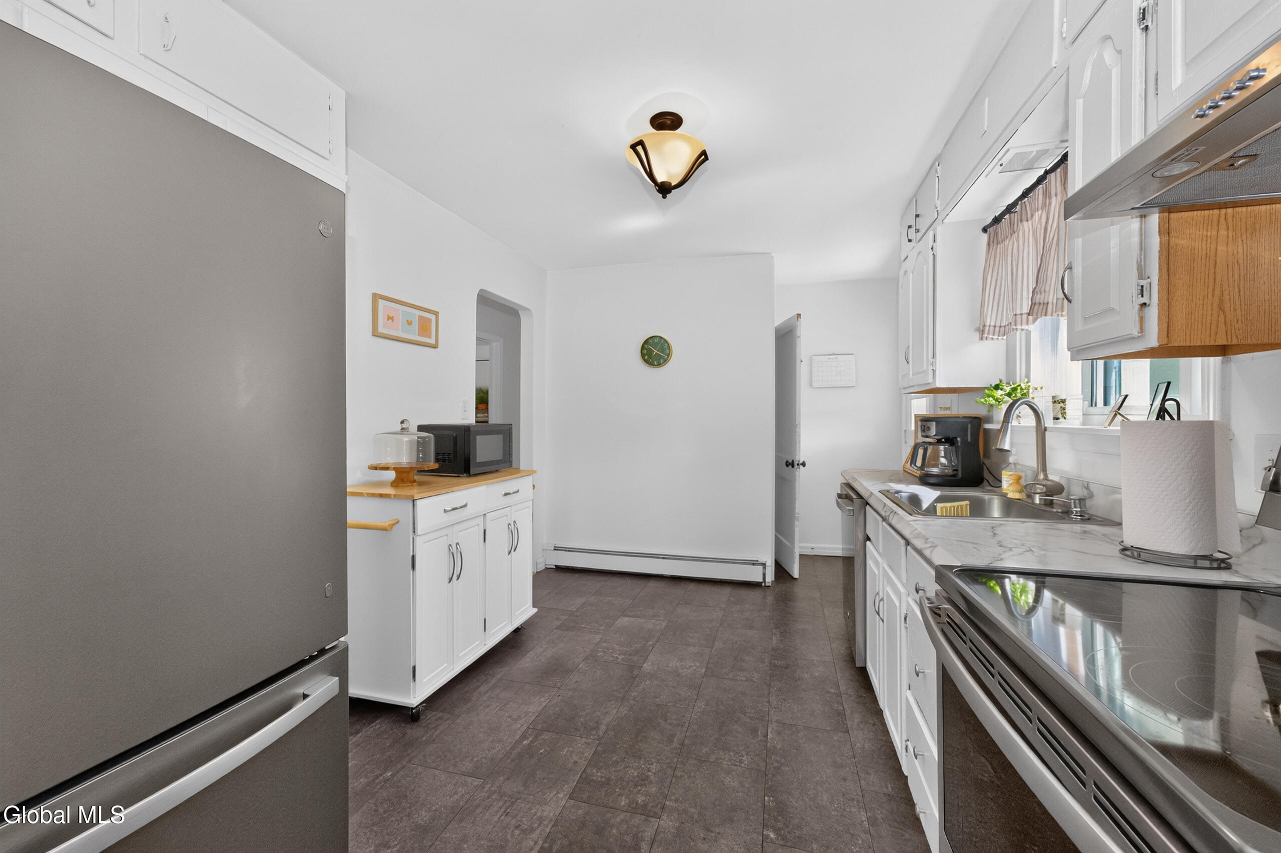 8 Gardner Road Wynantskill NY 12198