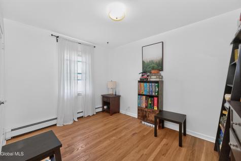 8 Gardner Road Wynantskill NY 12198