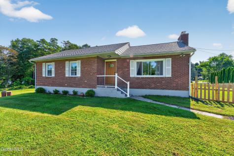 8 Gardner Road Wynantskill NY 12198