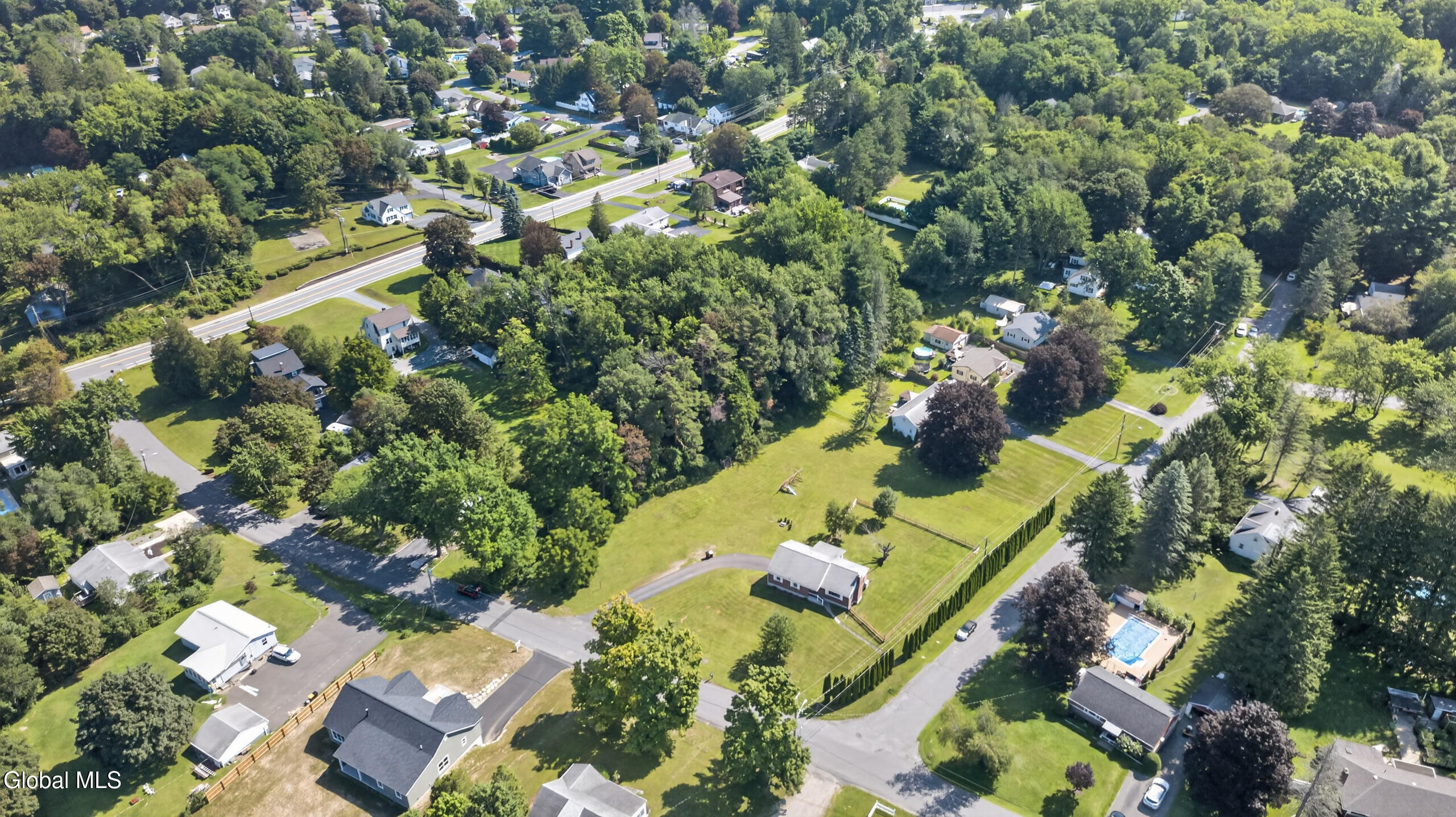 8 Gardner Road Wynantskill NY 12198