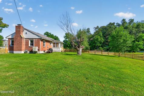 8 Gardner Road Wynantskill NY 12198