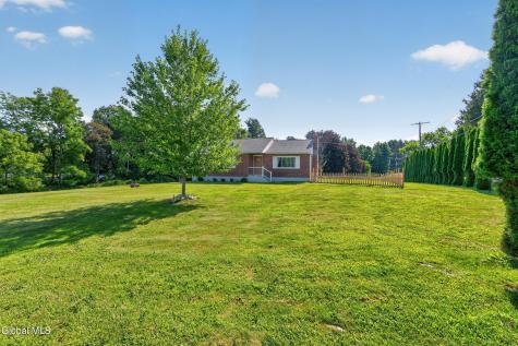 8 Gardner Road Wynantskill NY 12198