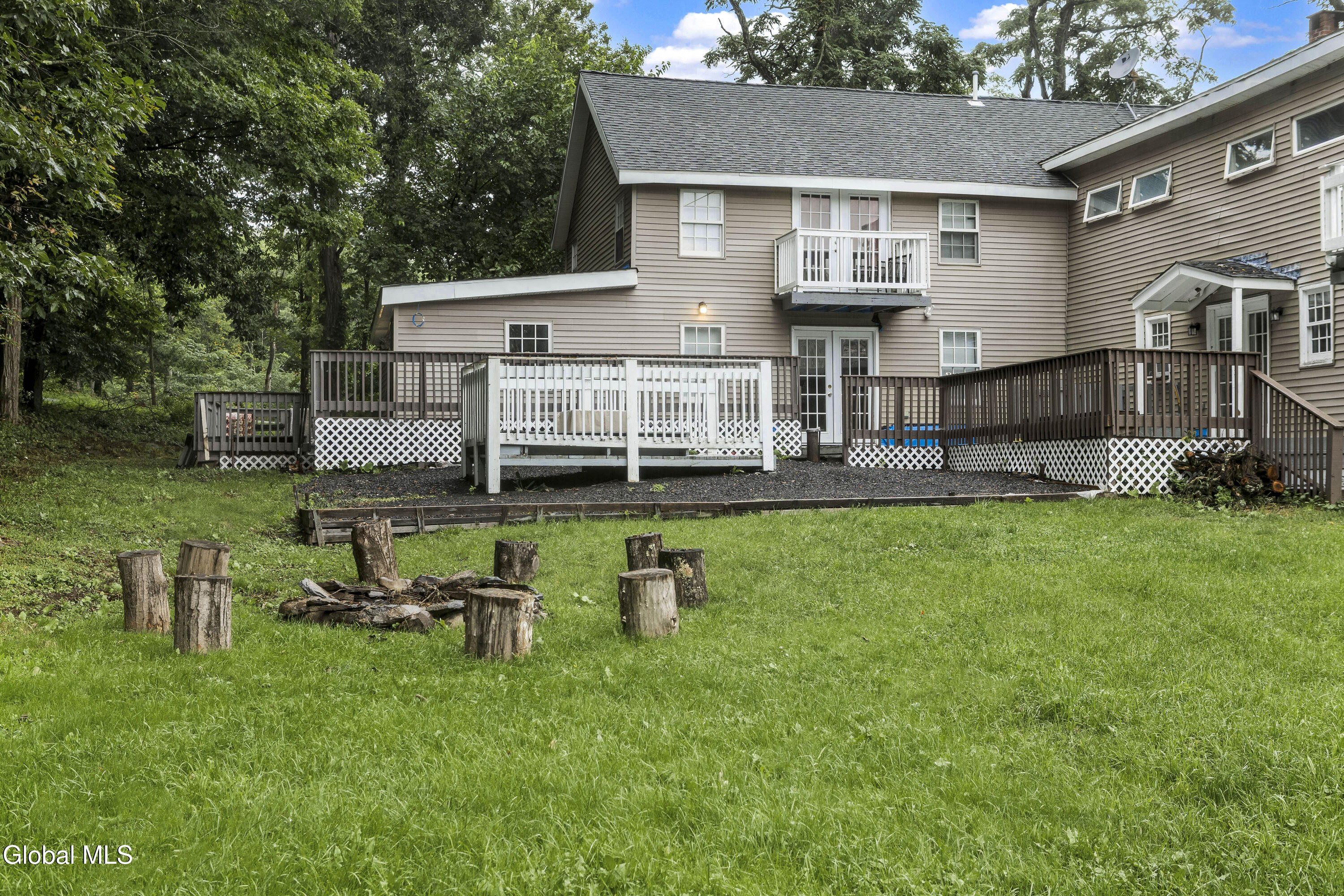 221 Hervey Sunside Road Cairo NY 12413