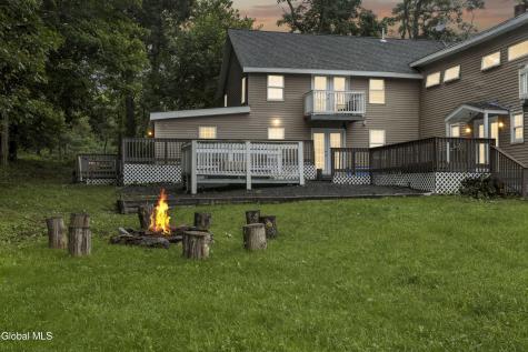 221 Hervey Sunside Road Cairo NY 12413
