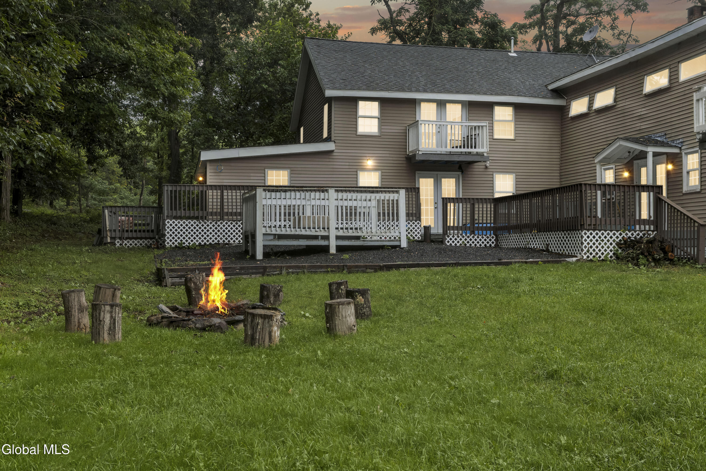 221 Hervey Sunside Road Cairo NY 12413