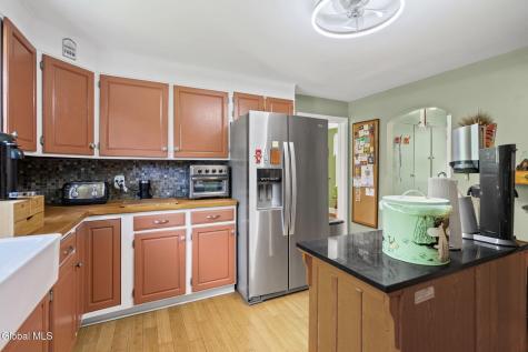 1824 Hillside Avenue Schenectady NY 12309