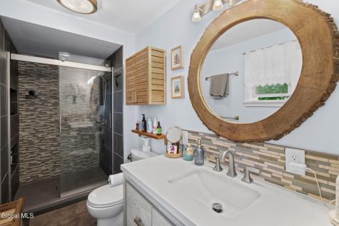 1824 Hillside Avenue Schenectady NY 12309