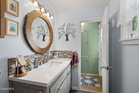 1824 Hillside Avenue Schenectady NY 12309